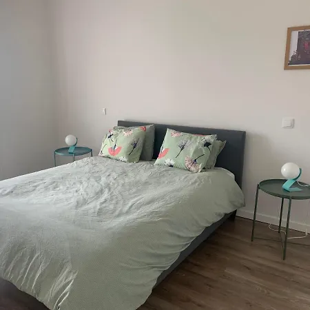 4 Bed - Sleeps 8 - Pool - Garden - Parking Ferienhaus Vermelha